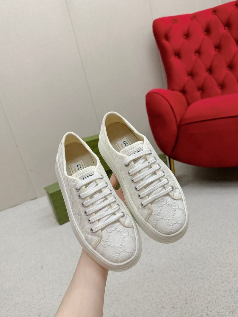 Gucci Low Shoes